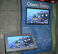 kiosk at Aquarium of the Pacific